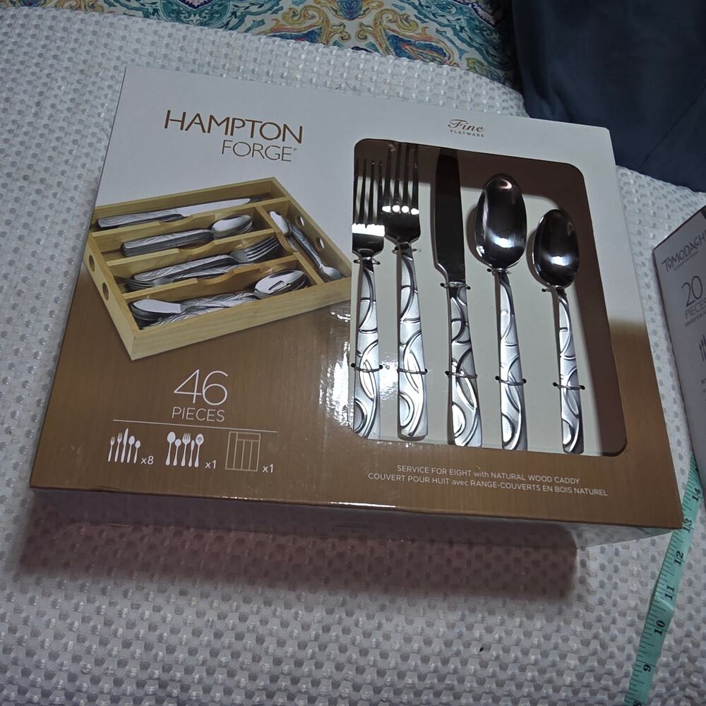 HAMPTON FORGE 46 PC STAINLESS FLATWARE SET